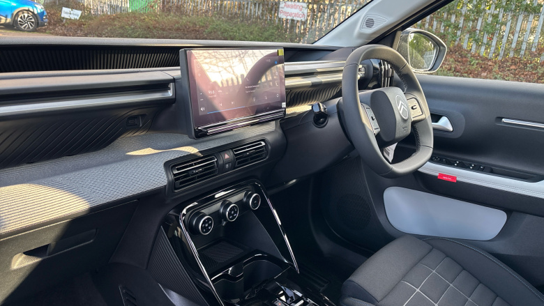 Citroen C3 1.2 Hybrid [110] Plus 5dr e-DCS6 Petrol Hatchback